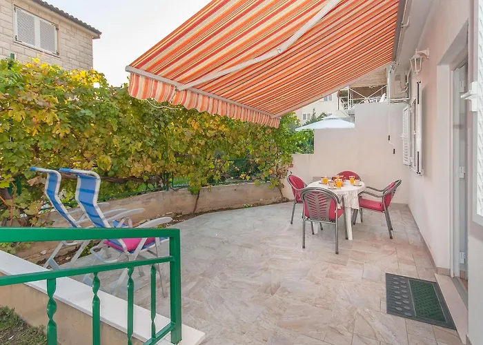 Neda Apartamento Omiš