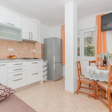 Neda Apartmán